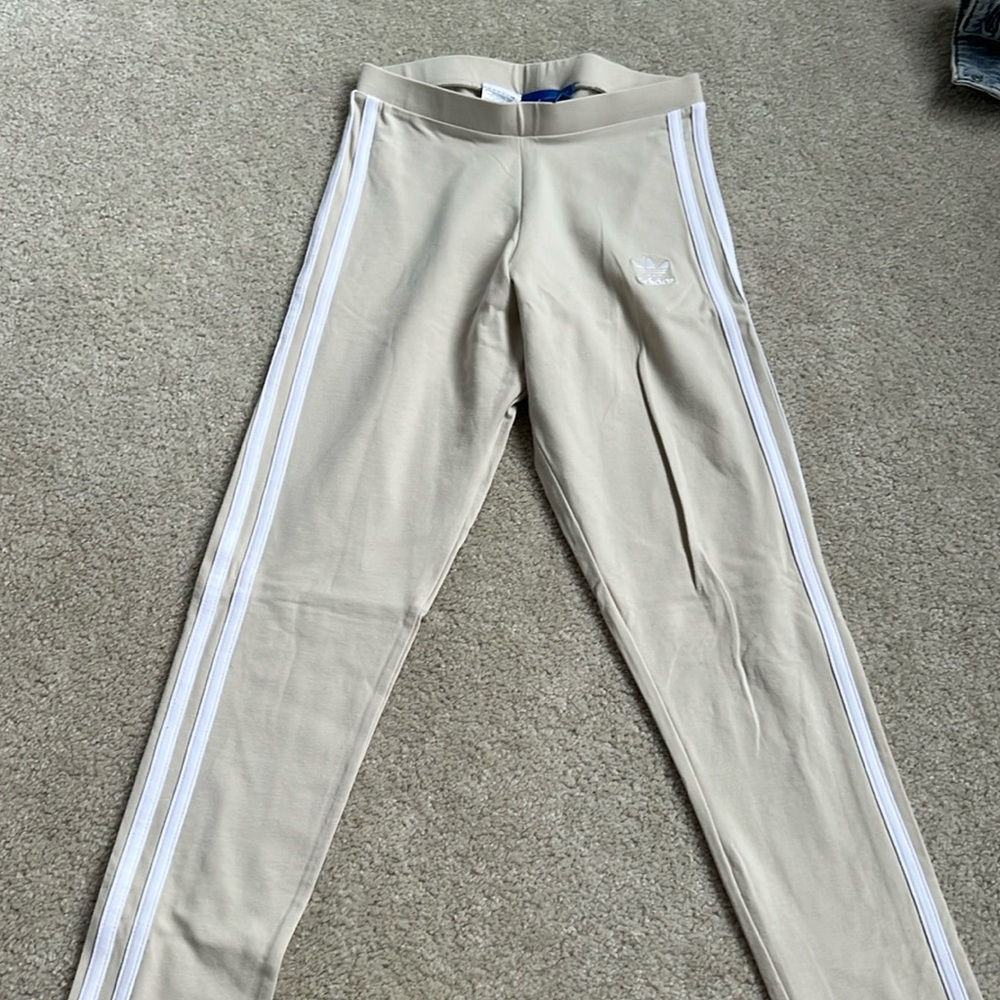 Adidas leggings